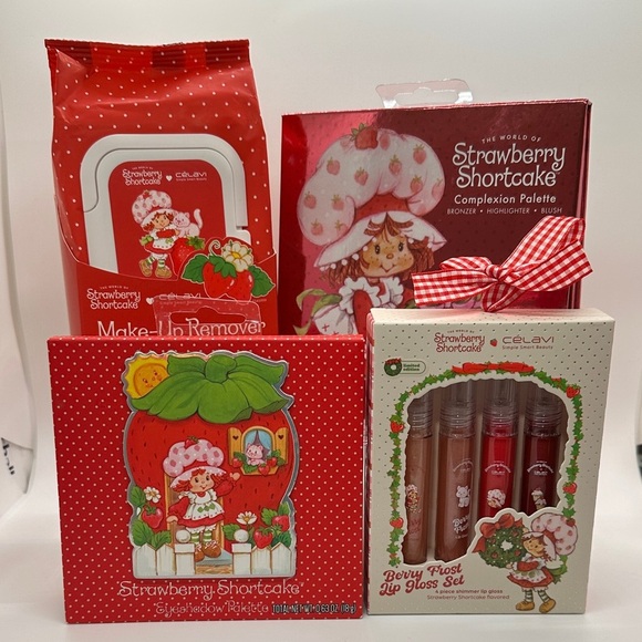 Strawberry Shortcake Makeup Set - Picture 1 of 11